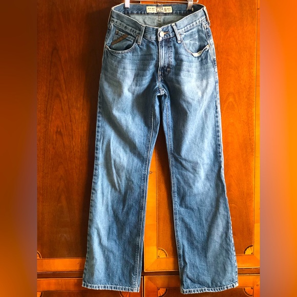 Ariat Denim - ARIAT sz28/32 ‘Legacy M4’ relaxed fit bootcut jeans